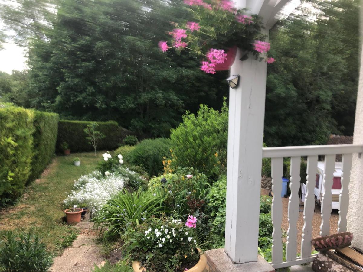 Appartamento Ma Demeure Le Gue-de-Longroi Esterno foto